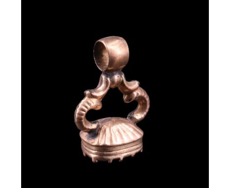 A diminutive Georgian / Victorian 9 ct rose gold mounted gemstone seal breloque, the matrix bearing an intaglio cornucopia de