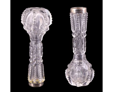 A pair of Edwardian silver collared and facet cut glass bud vases, Birmingham, 1902, 11.5 cm