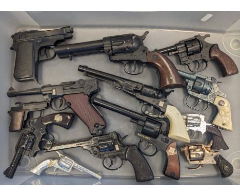 A Collection of mixed vintage childrens cap guns; Italian- Precise 880, Lone Star, Cheyenne, Maverick 45 Super, A Replicast S