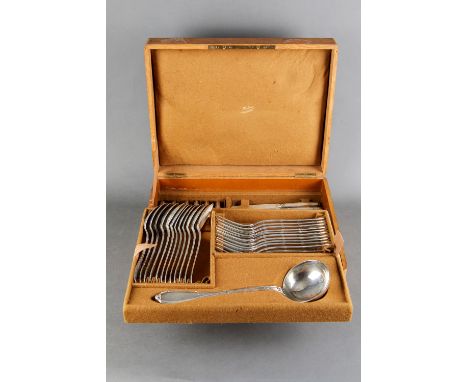 silversmith hallmark ‘LG with a rat between the letters’ for Henri Lapparra and Georges Gabriel; silver hallmark ‘Minerva fac