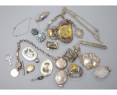 Mixed silver and jewellery, including an Edwardian silver sovereign case on fancy albertina, three white metal lockets includ