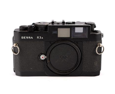Voigtlander Bessa R3A analog still camera manufactured by Cosina Co Ltd, Leica M holder