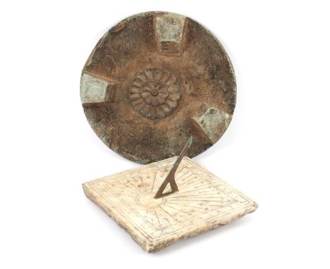 Marble with brass sundial, presumably 18th century &amp; nbsp; 13 cm high, 23x23 cm and green stone plateau with spherical to