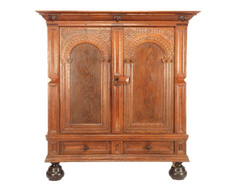 Solid oak 2-door gate cabinet with rosewood veneer, 2 drawers, carved decoration and lion masks, 18th century 184 cm high, 17