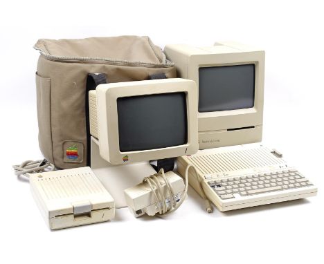 Macintosh Classic M0420 computer monitor with mouse, in bag, Apple computer parts, model G091H, A2M4050Z, A2M4016, P / N 825-