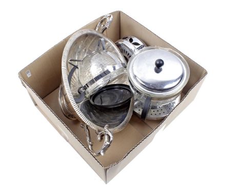 Box with oval plate dish 21 cm high, 47 cm wide and 2 &amp; nbsp; Bodum teapots with 1 Bodum plate tea light and Bredemeijer 
