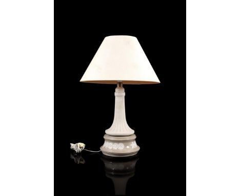 Lladro porcelain lamp &amp; nbsp; nr. &amp; Nbsp; 4751, Minerva, Lampara &amp; nbsp; Faro Decoracion MInerva, design Julio Fe