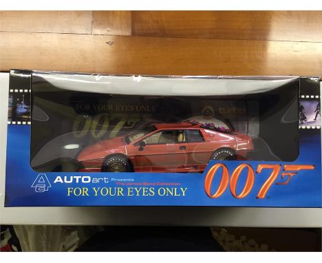 Large scale boxed James Bond "For Your Eyes Only" Lotus Esprit