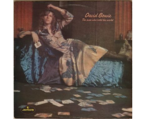 DAVID BOWIE - THE MAN WHO SOLD THE WORLD LP (1ST UK 'DRESS SLEEVE' - MERCURY 6338 041). A superb original UK pressing of the 