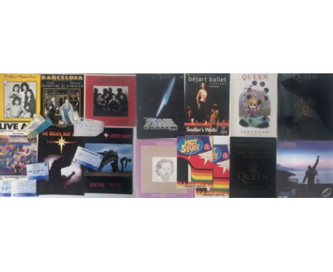 QUEEN/VARIOUS SONG BOOKS/SHEET MUSIC/PROGRAMMES. 26 items to include 5x songbooks: Queen: Innuendo, Off The Record, Made In H