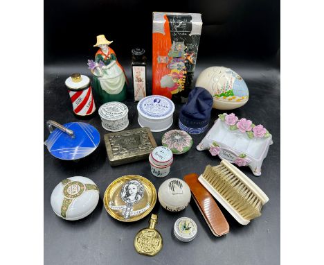 A quantity of cosmetic vintage items comprising, a chrome powder puff with blue enamelled lid and interior mirror, a Yardly s