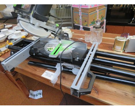 Bench saw with stand 
