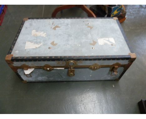 A metal vintage metal travel trunk 50 x 90 x 45cm