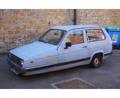 Reliant Rialto Hatch (1987) - Barn find in 'as found' condition. The head has been removed from the engine and appears to hav