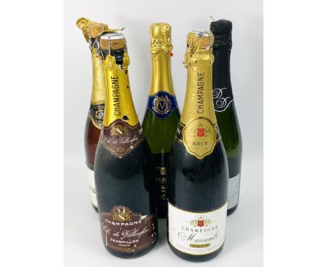 Two 75cl bottles of champagne together with three 75cl bottles of sparkling wine. Estimate £25-50