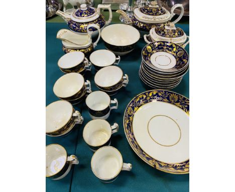 A 19th century Crown Derby part dinner and tea service, to include teapot, nine cups and saucers, milk jug and sugar bowl., a