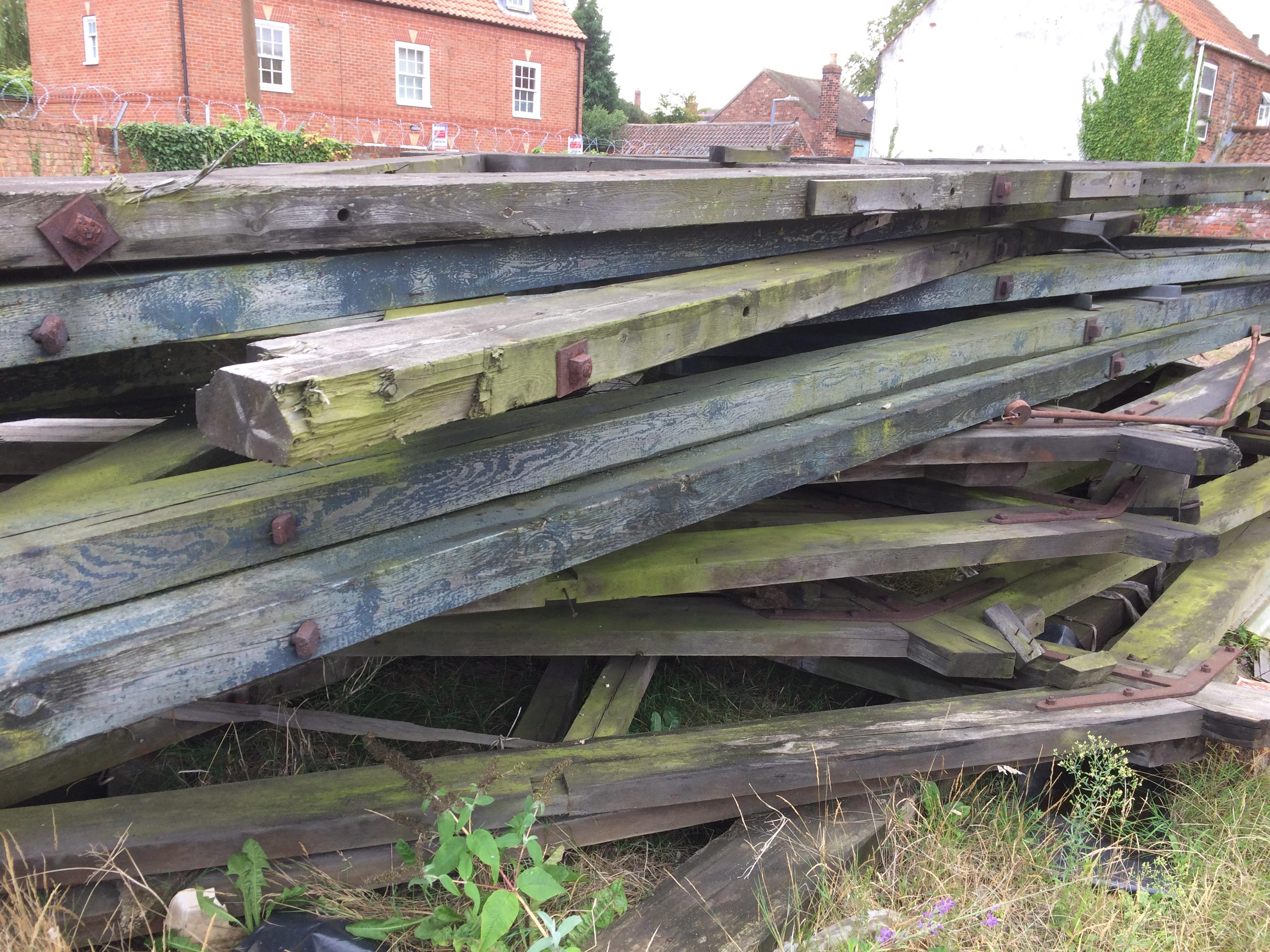 * 15 x reclaimed timber (pitch pine) roof trusses (6 x 7.8m span & 9 x