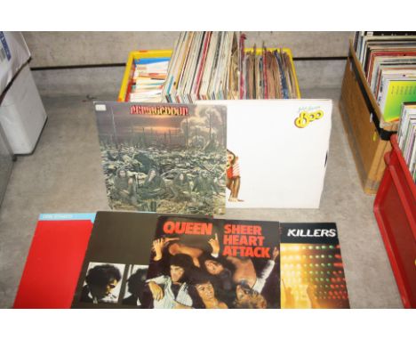 A TRAY CONTAINING OVER FORTY LPs, fifty 78s and seventy singles including Boo by Juliet Lawson ( textured sleeve, blue label 
