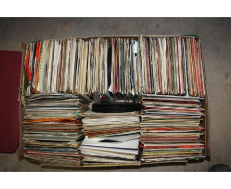 A TRAY CONTAINING APPROX FOUR HUNDRED AND FIFTY 7in SINGLES, including Aretha Franklin, James Brown, Wings, Elvis Presley, Bo