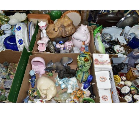 SIX BOXES AND LOOSE CERAMICS AND OTHER ORNAMENTS, to include Danbury Mint and one Lilliput Lane cottage ornaments, three non-