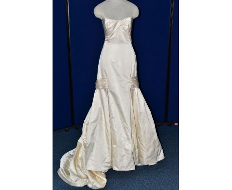 WEDDING DRESS, end of season stock clearance (may have slight marks or very minor damage) size 16, pearl button detail all th