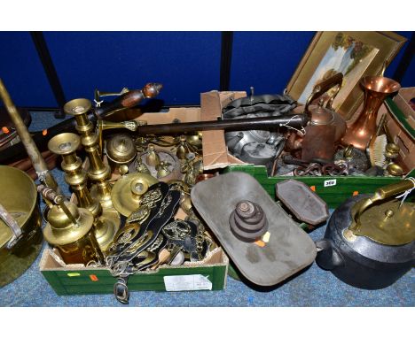 TWO BOXES AND LOOSE METALWARES, to include a cast iron kettle with brass cover and handle, a brass oil lantern, Weylux Vibrat