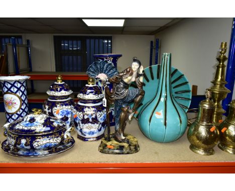 A GROUP OF CERAMICS, TABLE LAMPS AND DECORATIVE HOMEWARES, to include a pair of Roselle OCC &amp; Co, Staffordshire vases, ea