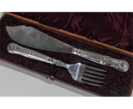 George V silver fish servers, Sheffield 1931, maker William Hutton & Sons Ltd, Kings Patten, total weight 9.5oz, cased