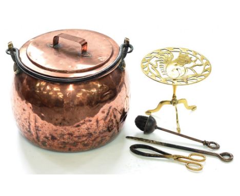 A VICTORIAN COPPER OVOID PAN AND COVER WITH ROLLED RIM AND IRON HANDLE, 27CM H EXCLUDING HANDLE, THREE FIRE TOOLS AND A BRASS