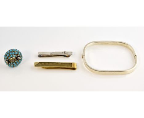 Collection of jewellery, including 1950's turquoise and gem set dress ring, size L, with silver bangle and two silver tie cli