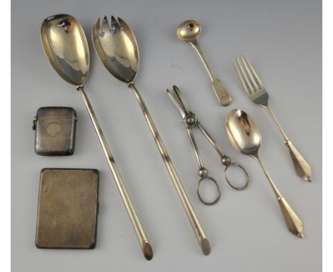Pair of Edward VII silver salad servers of plain form, by William Hutton & Sons Ltd., London, 1908, pair of silver grape scis