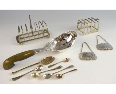 Group of silver items to include two decanter labels for gin and sherry, two toast racks, a continental kovsch and various sp