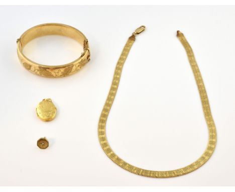 A collection of gold jewellery, oval hinged bangle with leaf engraved design, with flat link necklace, measuring approximatel