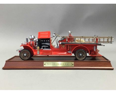 FRANKLIN MINT,1:24 scale 1922 Ahrens-Fox Fire Engine R-K-4 Pumper, boxed with CoA