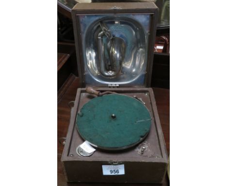 DECCA JUNIOR RECORD PLAYER