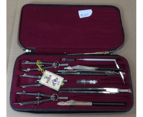 VINTAGE HELIX GEOMETRY SET