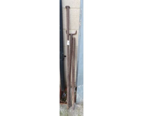 IRON BARS  FENCING TOOLS
