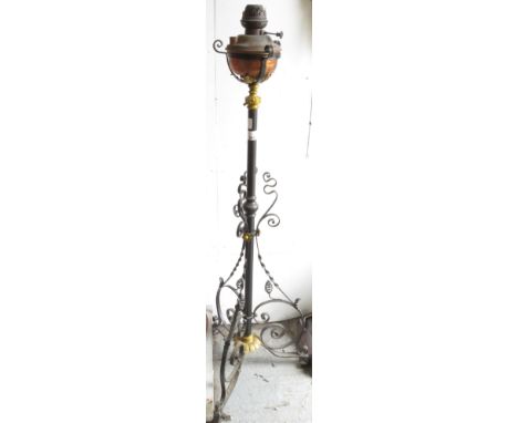 WROUGHT IRON BASED DECORATIVE OIL STANDARD LAMP
