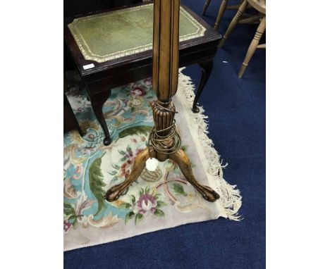 REPRODUCTION STANDARD LAMP