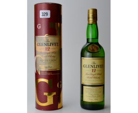 BOTTLE OF THE GLENLIVET 12 YEAR OLD PURE SINGLE MALT SCOTCH WHISKY WITH PRESENTATION TIN
