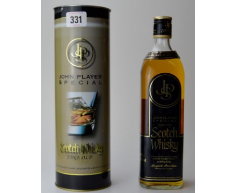 BOTTLE OF JOHN PLAYER SPECIAL SCOTCH WHISKY WITH PRESENTATION TIN