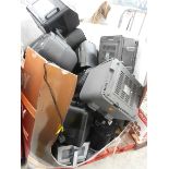 +VAT Pallet containing a large quantity of unboxed Gourmia and Sur La Table air fryers