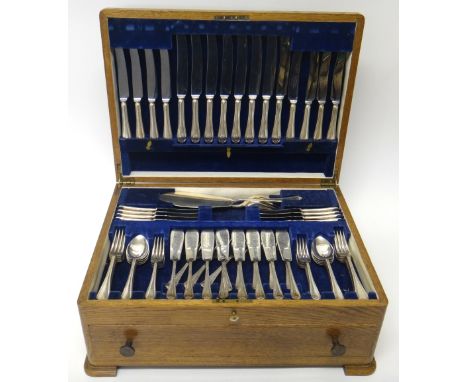 A plated part canteen of table flatware, comprising; a soup ladle, a pair of sauce ladles, eight soup spoons, six tablespoons