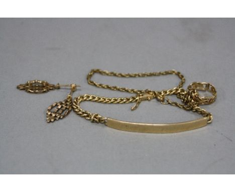 A GOLD COLLECTION OF JEWELLERY, to include a modern identity bracelet, plain curved panel fitted to a plain chain, measuring 