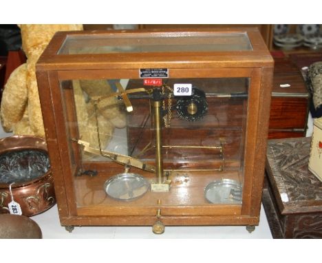 A CASED GRIFFIN & GEORGE LTD MICROID CHAINDIAL SCIENTIFIC SCALES