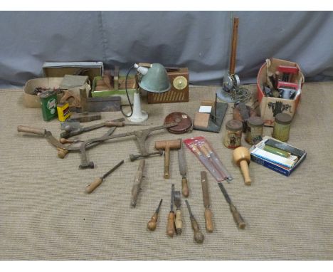 Woodworking and other tools to include Stanley 05 plane, vintage pulley block, novelty fishing rod lamp etc