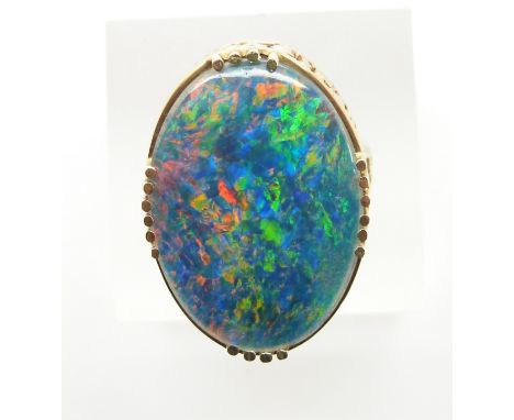 A 14ct gold ring set with an opal triplet, 8.7g, size N