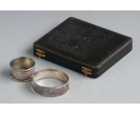 Cased set of hallmarked silver coffee bean spoons, hallmarked silver bangle and a hallmarked silver napkin ring, weight of al