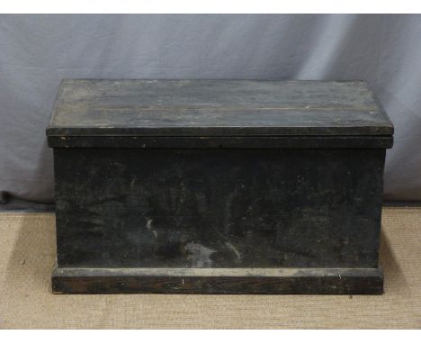 Quantity of vintage woodworking tools in chest, W95 x D48 x H50