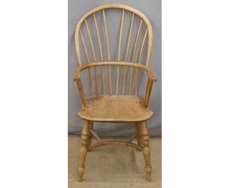 A 19thC elm seated stick back Windsor chair with pierced back splat and crinoline stretcher, 89cm high&nbsp;